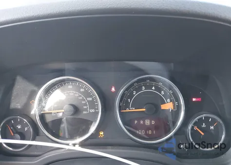 2016 Jeep Compass Latitude z USA, uszkodzony, nr VIN 1C4NJCEAXGD769436